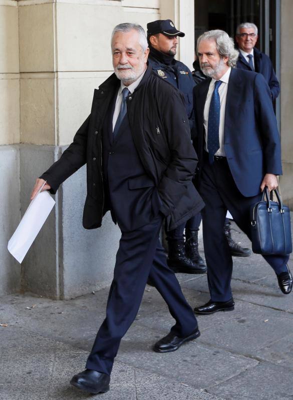 Juan Antonio Griñán, leaving the Seville court on Tuesday.