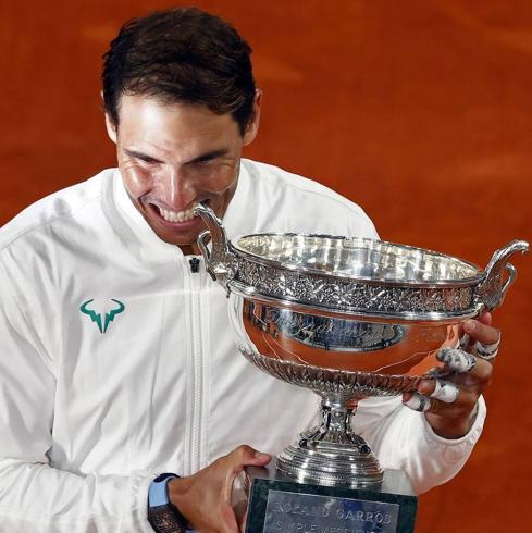 Rafael Nadal to receive Spain's top sporting distinction