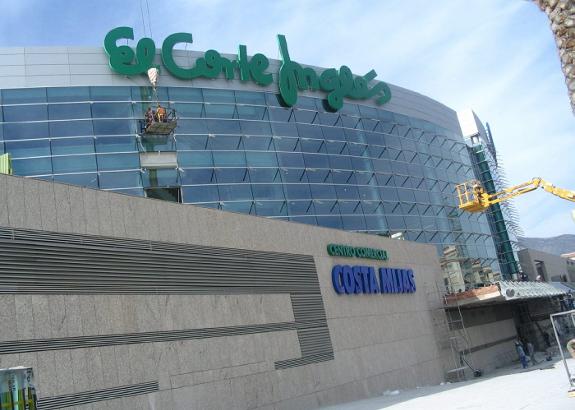 The new outlet store is due to open in the middle of the summer.