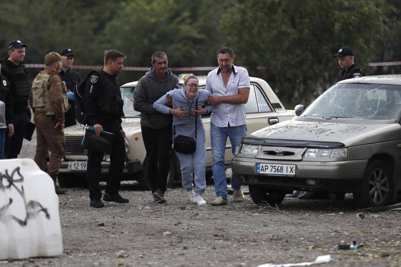 Fotos: Al menos 25 muertos en un ataque ruso a un «convoy humanitario» en Zaporiyia