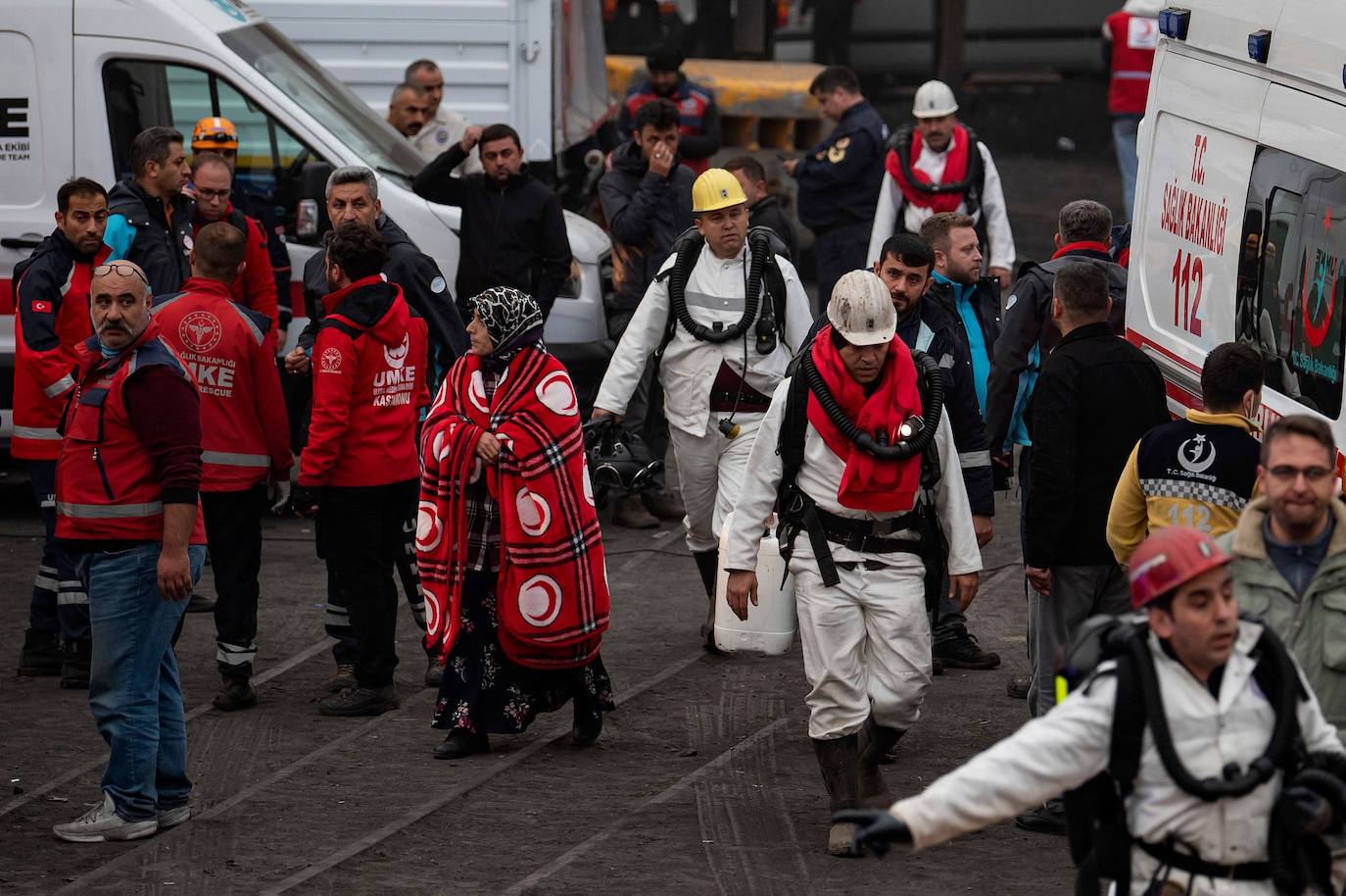 Fotos: Una explosión deja al menos 28 muertos en una mina de Turquía