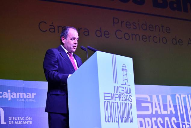 El presidente de la Cámara de Comercio, Carlos Baño, durante una intervención