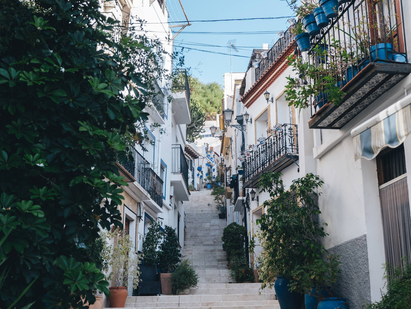 Fotos: Un paseo por el barrio de Santa Cruz de Alicante