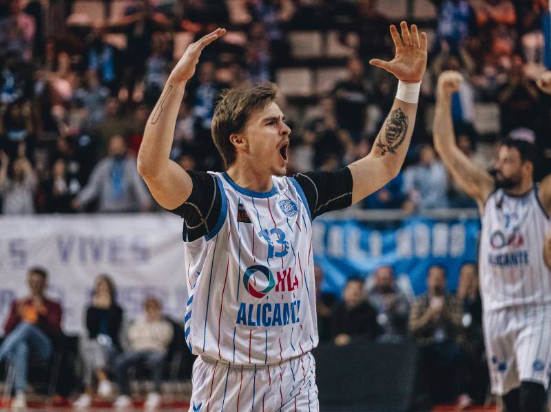 Fotos: Remontada del HLA Alicante ante el histórico Estudiantes