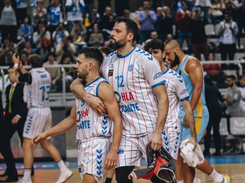 Fotos: Remontada del HLA Alicante ante el histórico Estudiantes