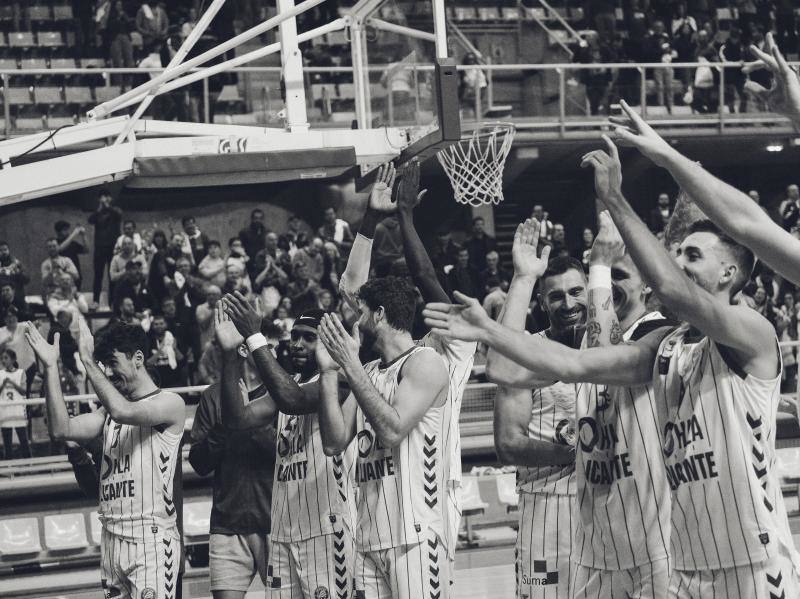 Fotos: Remontada del HLA Alicante ante el histórico Estudiantes