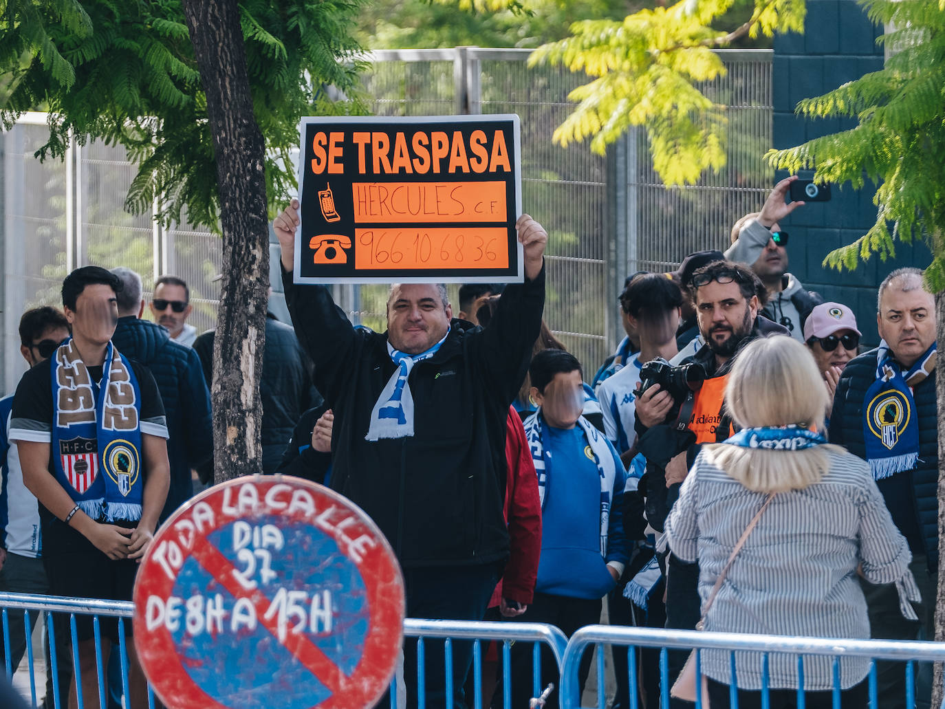 Fotos: Clamor contra Ortiz y entrada al estadio con 0-1