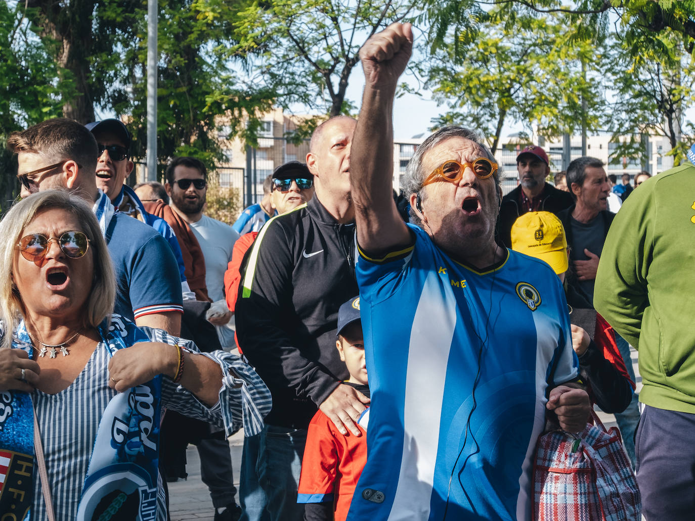 Fotos: Clamor contra Ortiz y entrada al estadio con 0-1