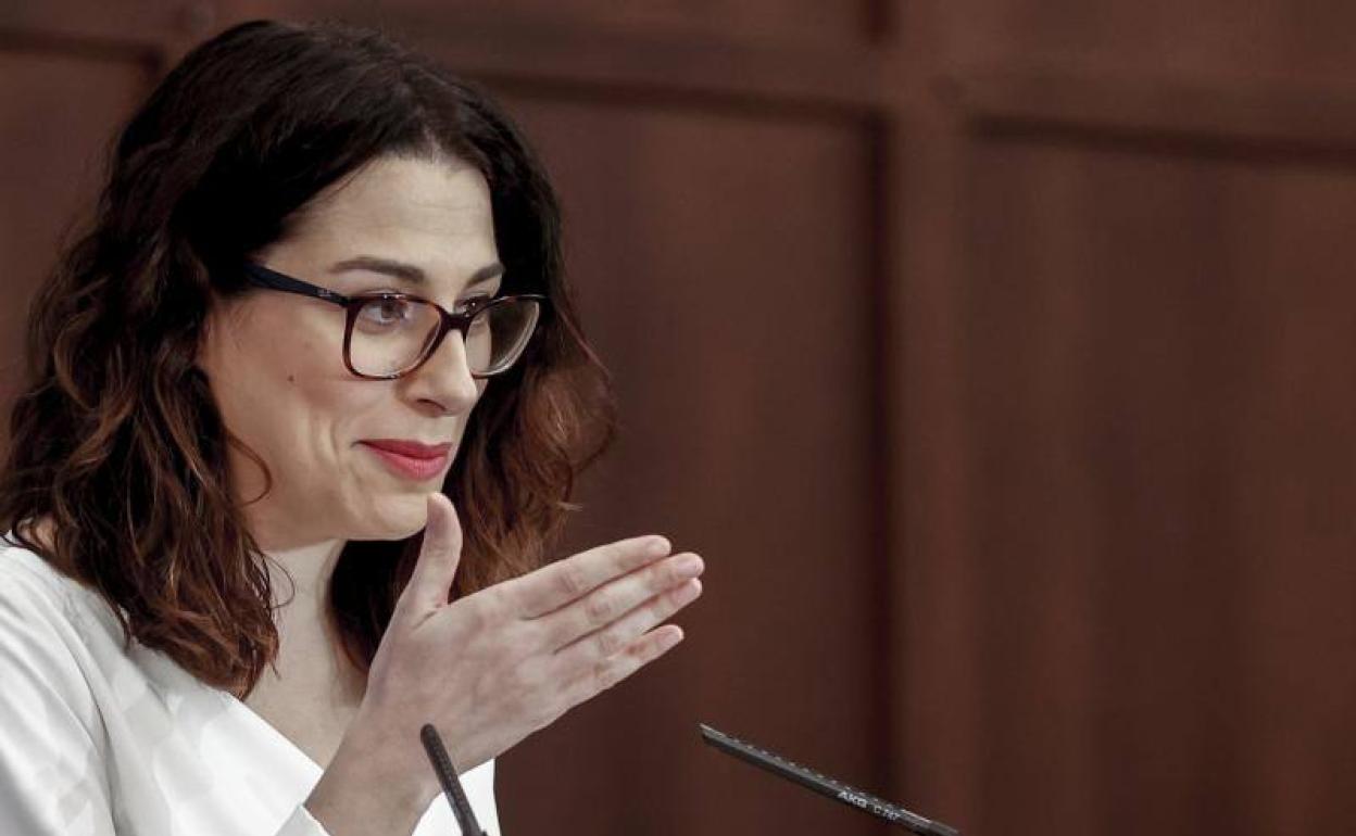 La vicepresidenta de la Generalitat, la crevillentina Aitana Mas, en el desayuno informativo.