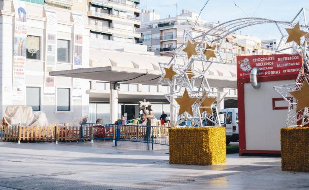 Instalación del poblado de San Nicolás en la Plaza de Séneca. 