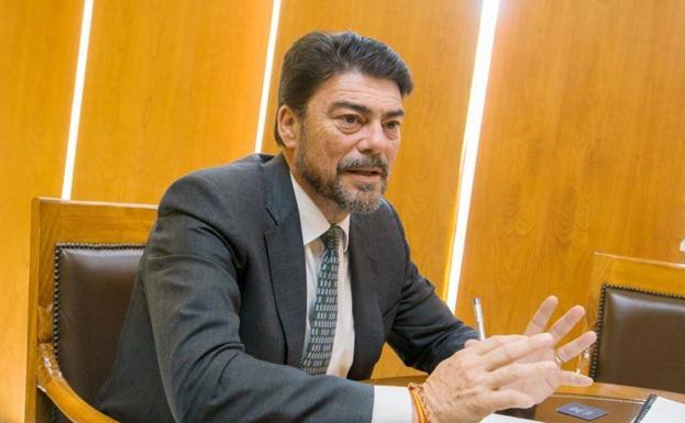 Luis Barcala: «El desprecio con el que el Gobierno de España trata a Alicante ha acabado de consumarse»