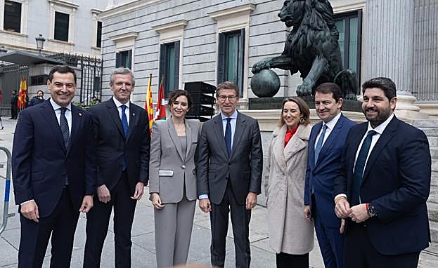 La descentralización de Sánchez desata las quejas de las regiones agraviadas