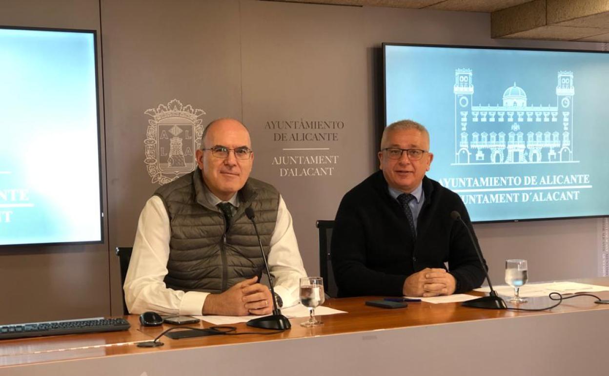 Manuel Villar y Antonio Manresa en la rueda de prensa de la Junta de Gobierno 