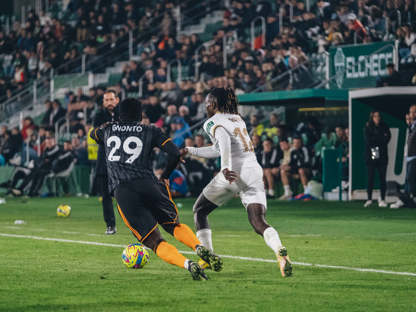 Fotos: El Elche CF cae ante el Leeds