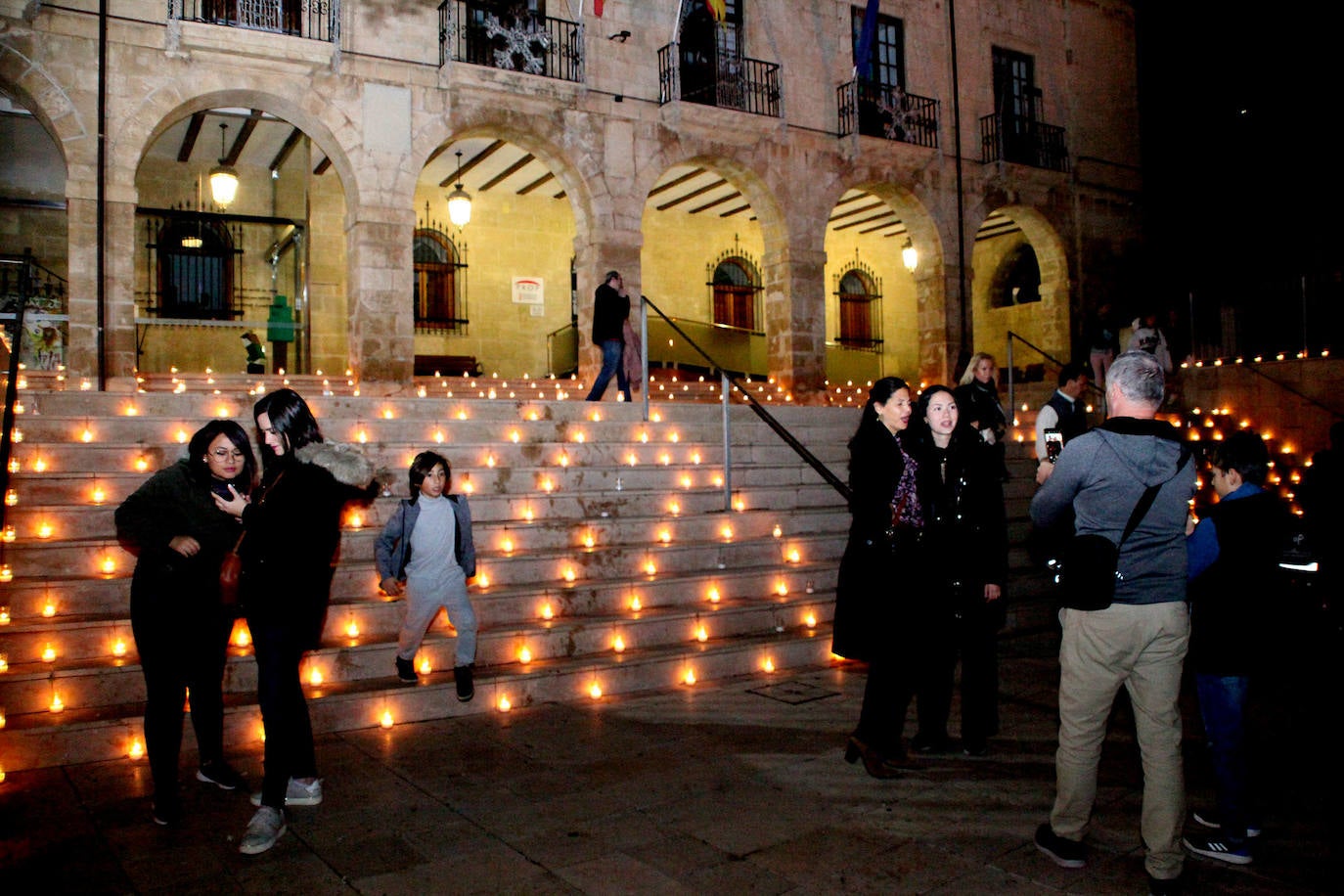 Fotos: La Nit de la Llum triunfa en Dénia