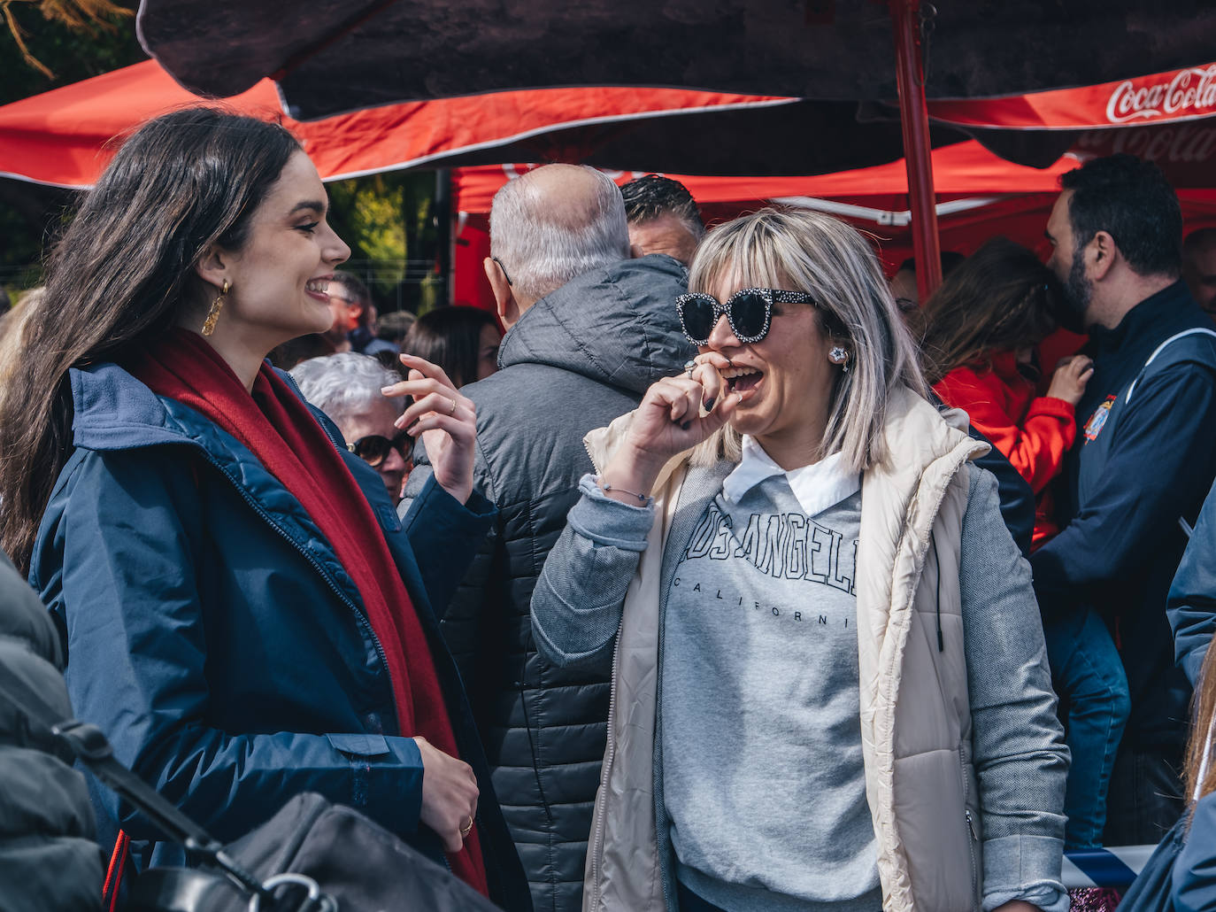 La tercera mascletà de las Hogueras viste Alicante de color y ruido