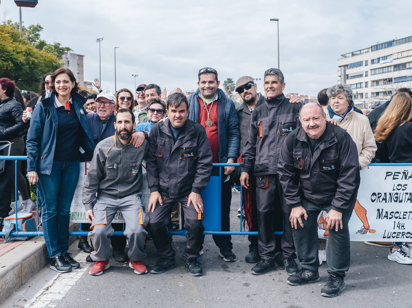 La tercera mascletà de las Hogueras viste Alicante de color y ruido