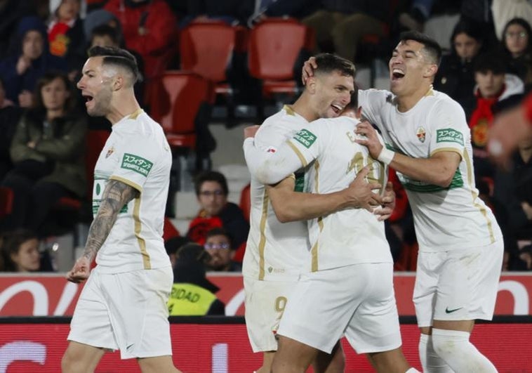 El Elche busca ante el Valladolid otro triunfo para alimentar el sueño de la salvación