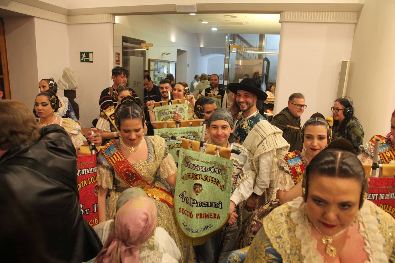Las imágenes de la fiesta fallera en Dénia