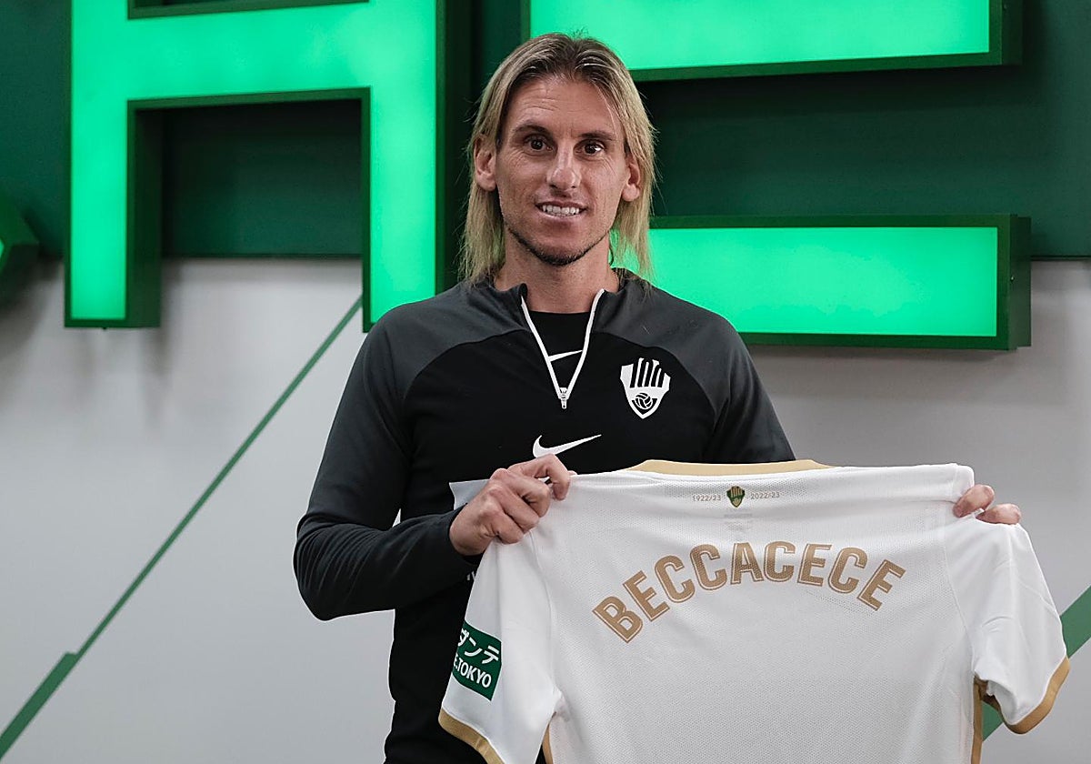 Sebastián Beccace, en su presentación como nuevo entrenador del Elche