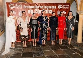 El color de las mujeres de fuego brilla con luz propia en la cena de gala de las convivencias