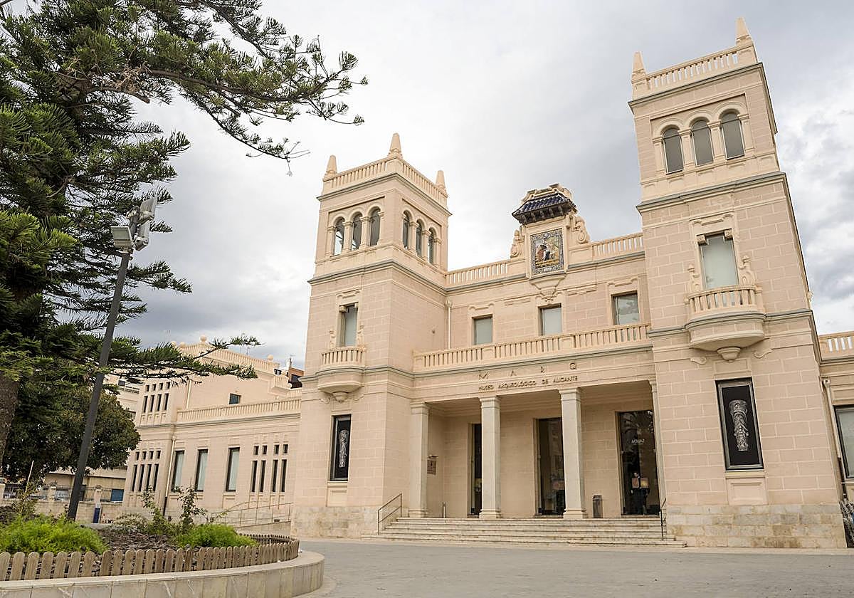 Fachada del Museo Arqueológico (MARQ) de la Diputación de Alicante.
