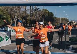Casi 800 personas participan en la 1ª Carrera Prosolia Alicante Mujer
