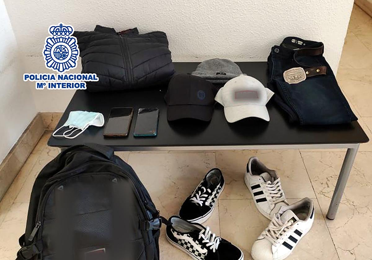 Material intervenido al detenido