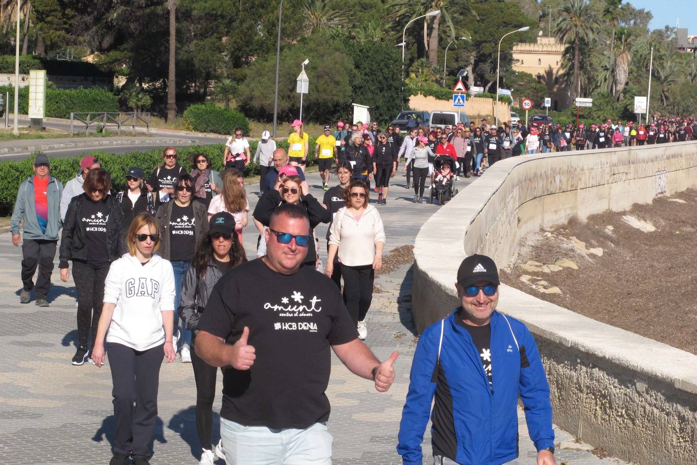 Caminata en Dénia organizada por &#039;Amunt Contra el Cáncer&#039;