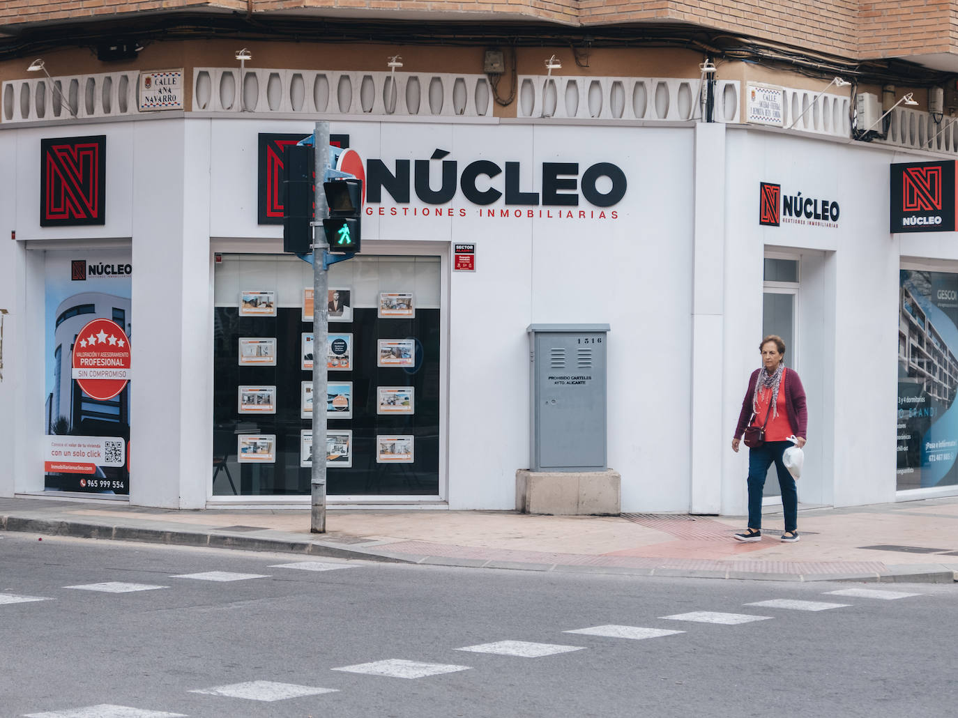 Inmobiliaria en un barrio de Alicante