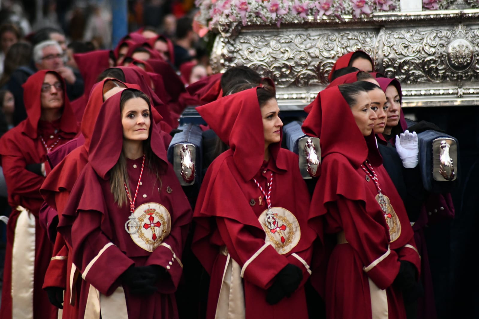 La imponente Santa Cena vuelve a las calles de Alicante