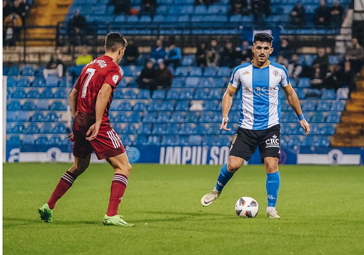 Sandro Toscano, uno de los titulares indiscutibles para Escobar