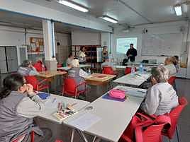 Alumnos durante un taller de empleo de 'Impulsalicante'