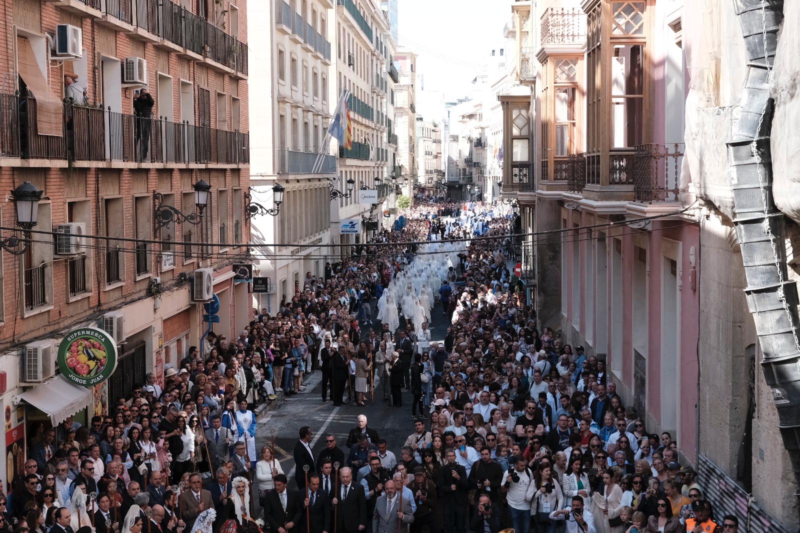 Más de 400.000 aleluyas celebran la Resurrección en Alicante