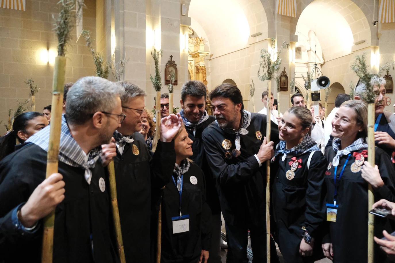 Arcadi España, Ximo Puig, Pilar Bernabé, Carlos Mazón, Luis Barcala, Mari Carmen Sánchez y Lidia López.