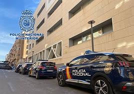Coches de la Policía Nacional.