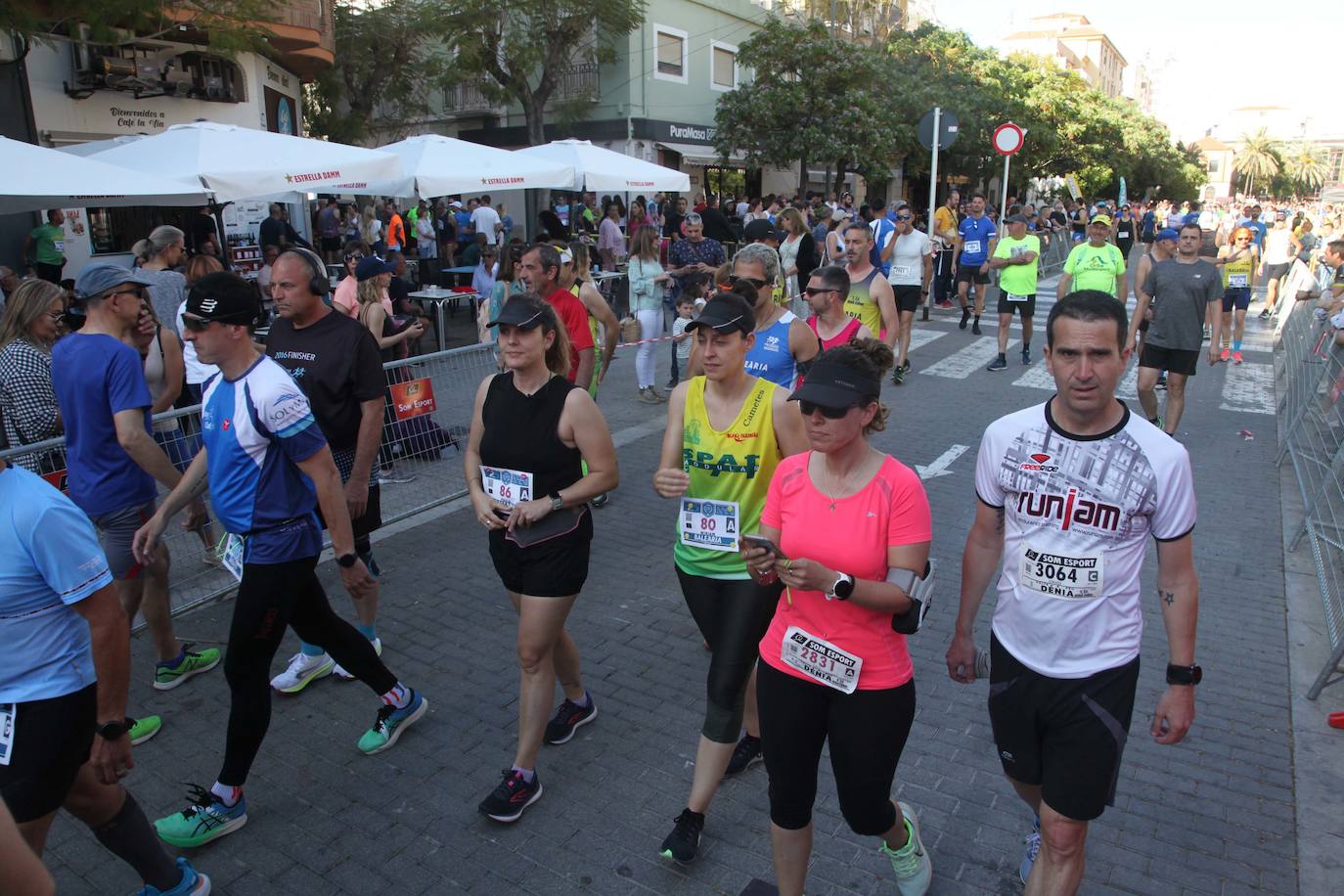 Más de 2.000 personas corren en la Volta a Peu de Dénia