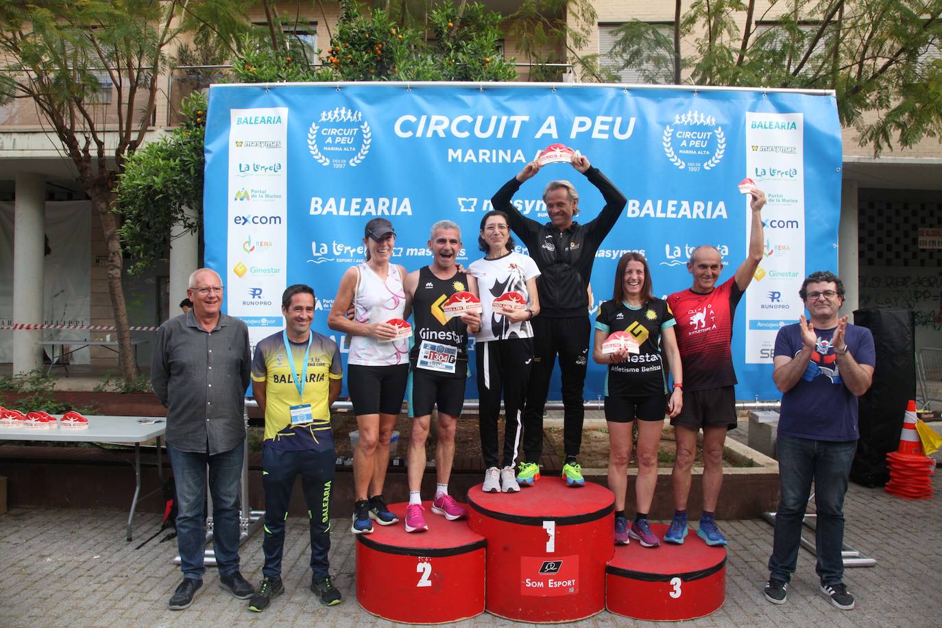 Más de 2.000 personas corren en la Volta a Peu de Dénia