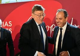 El presidente de la Cámara de Comercio, Carlos Baño, junto al president de la Generalitat, Ximo Puig