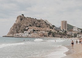 Los hoteleros critican el trato que se le da a los destinos de costa