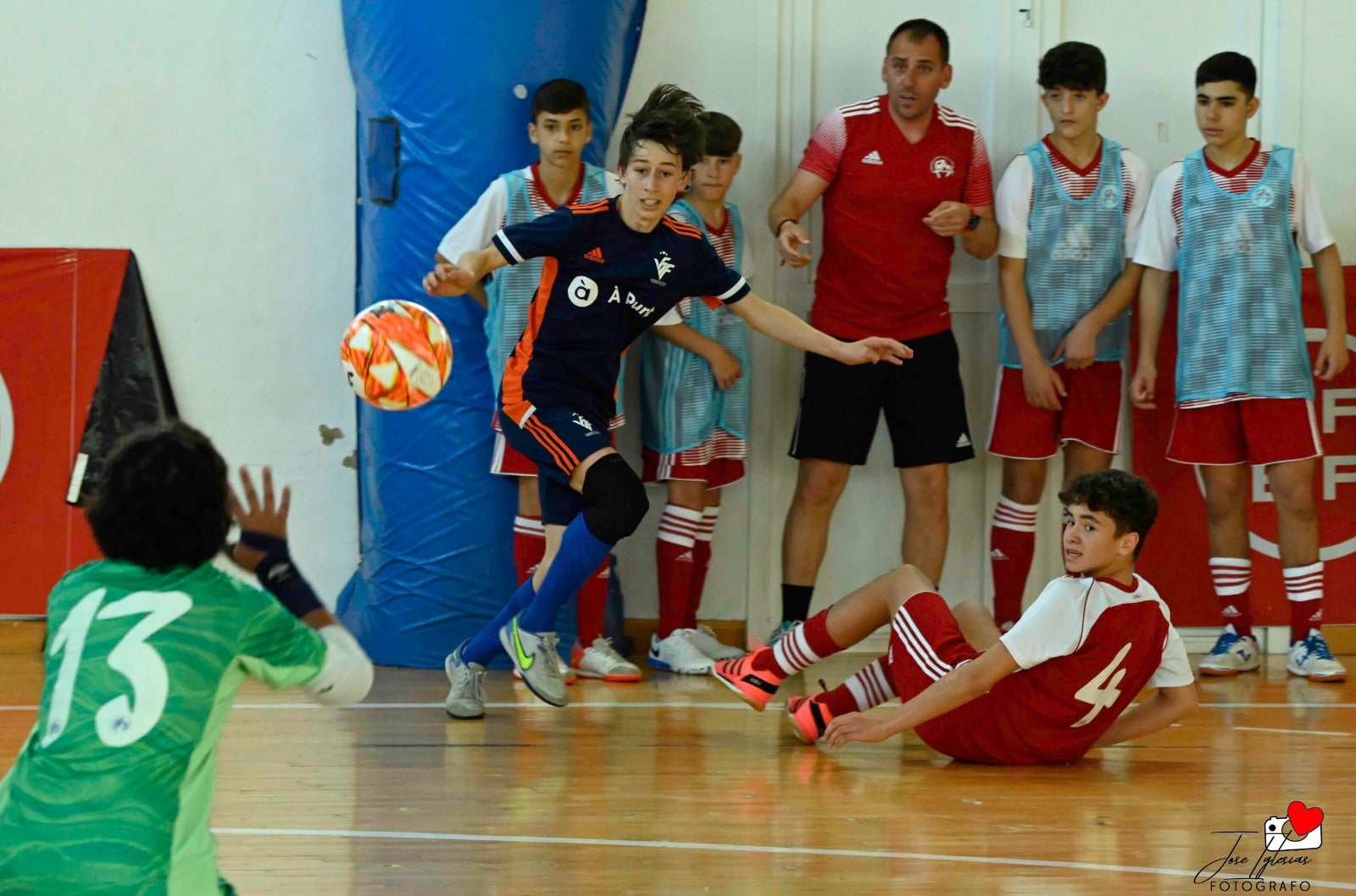 Tres de cinco de la Selección Valenciana Sub-14 de fútbol sala en el Nacional de San Javier