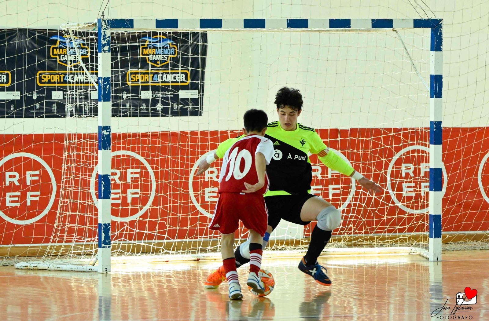 Tres de cinco de la Selección Valenciana Sub-14 de fútbol sala en el Nacional de San Javier