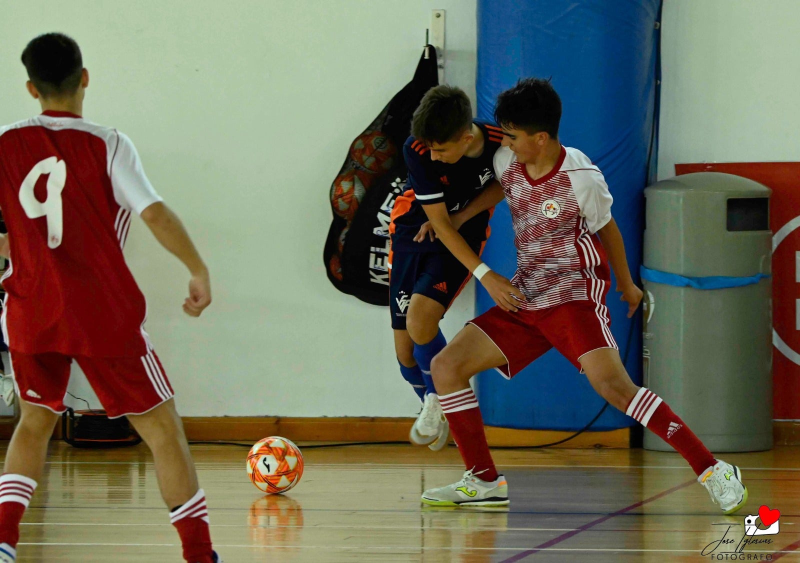 Tres de cinco de la Selección Valenciana Sub-14 de fútbol sala en el Nacional de San Javier