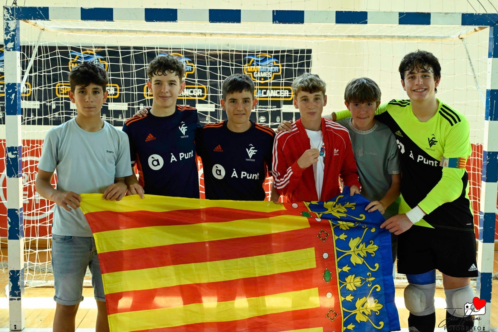 Tres de cinco de la Selección Valenciana Sub-14 de fútbol sala en el Nacional de San Javier