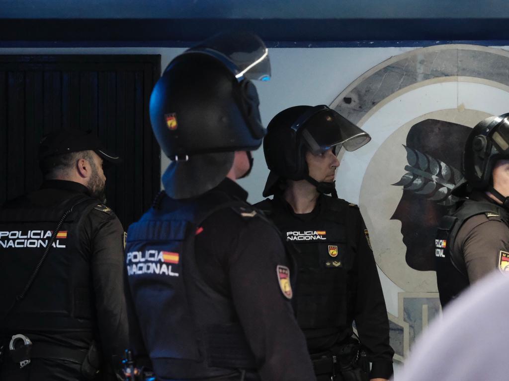 Las imágenes del tenso Hércules-Alzira