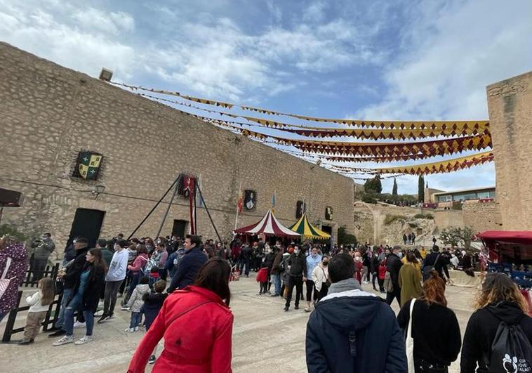 El castillo de Santa Bárbara revive el medievo este fin de semana