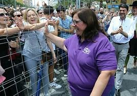 La pirotécnica Reyes Martí tras un disparo en Luceros.