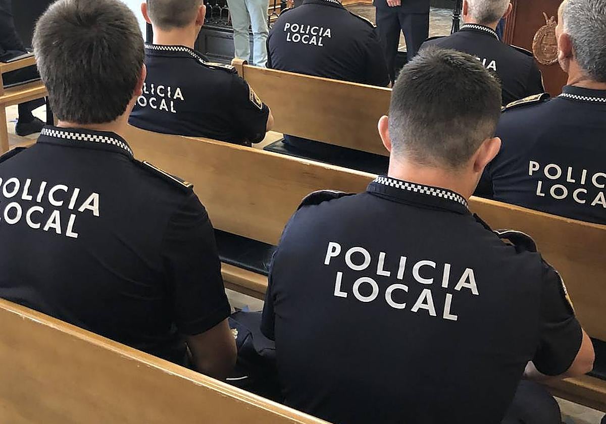 Policías locales de Elche.