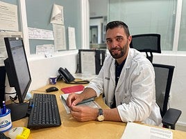 El farmacéutico del Hospital Universitario Sant Joan d'Alacant Carlos Devesa.