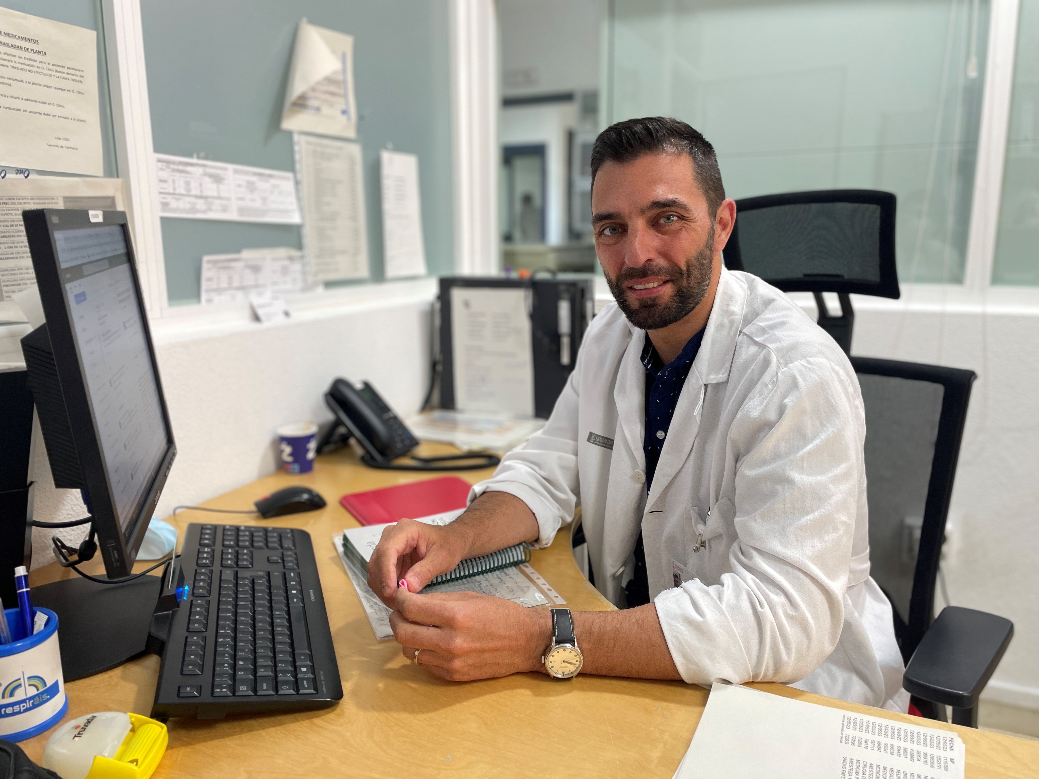 El farmacéutico del Hospital Universitario Sant Joan d'Alacant Carlos Devesa.